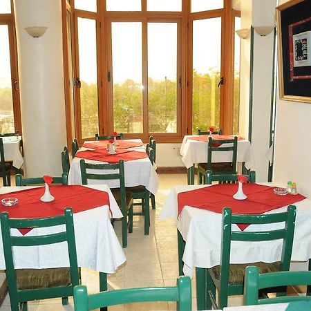 Nile Hotel Asszuán Kültér fotó