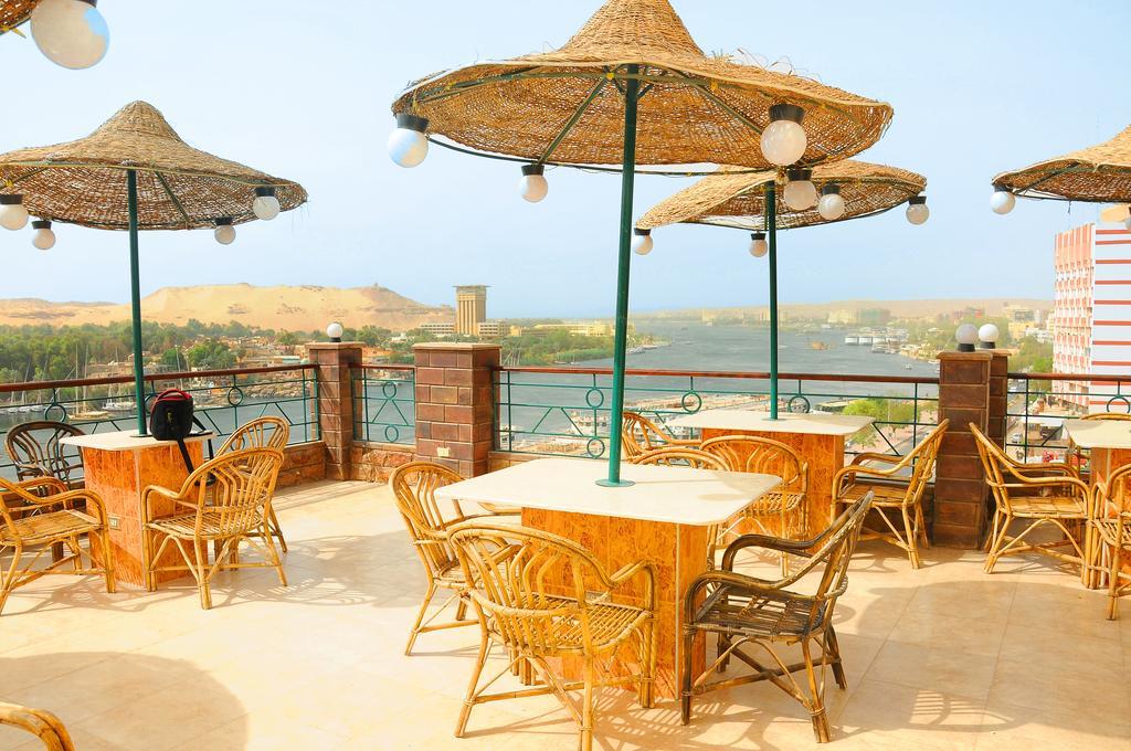 Nile Hotel Asszuán Kültér fotó